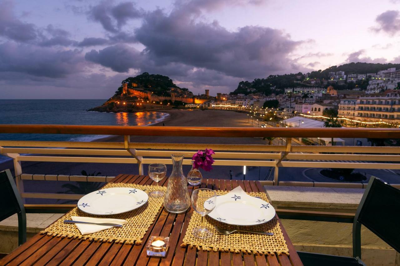 Edificio Tropicana Tossa de Mar Esterno foto